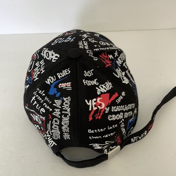 Graffiti Black Hat Adjustable NWOT - Picture 3 of 5